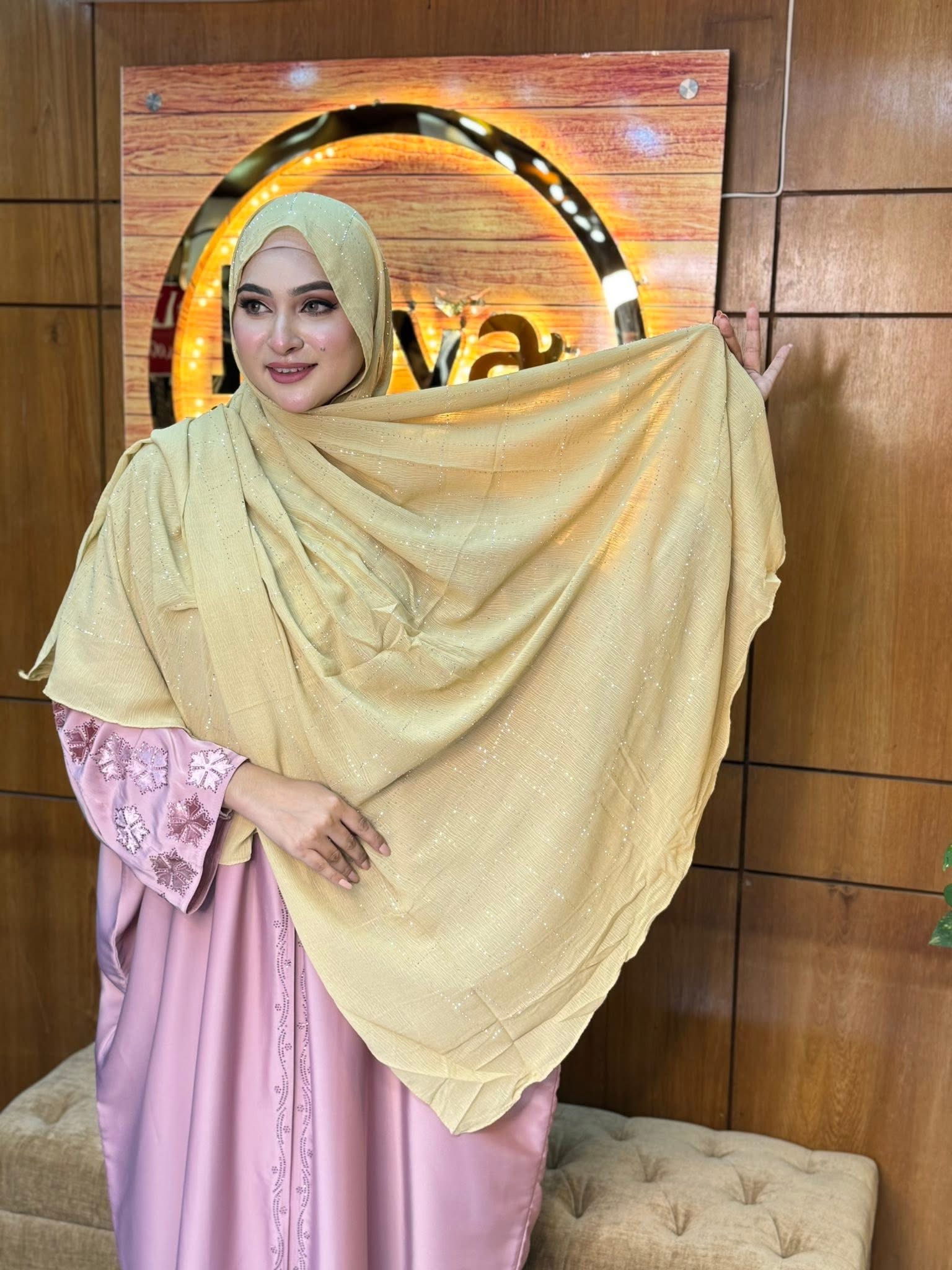 Silver Stone hijab 6
