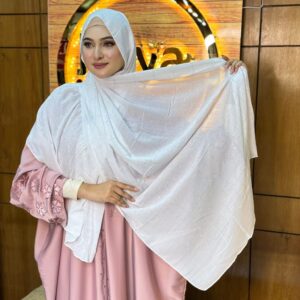 Silver Stone hijab 16