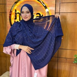 Silver Stone hijab 5