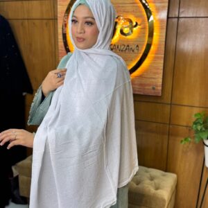 Silver Stone hijab 11