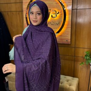 Silver Stone hijab 18
